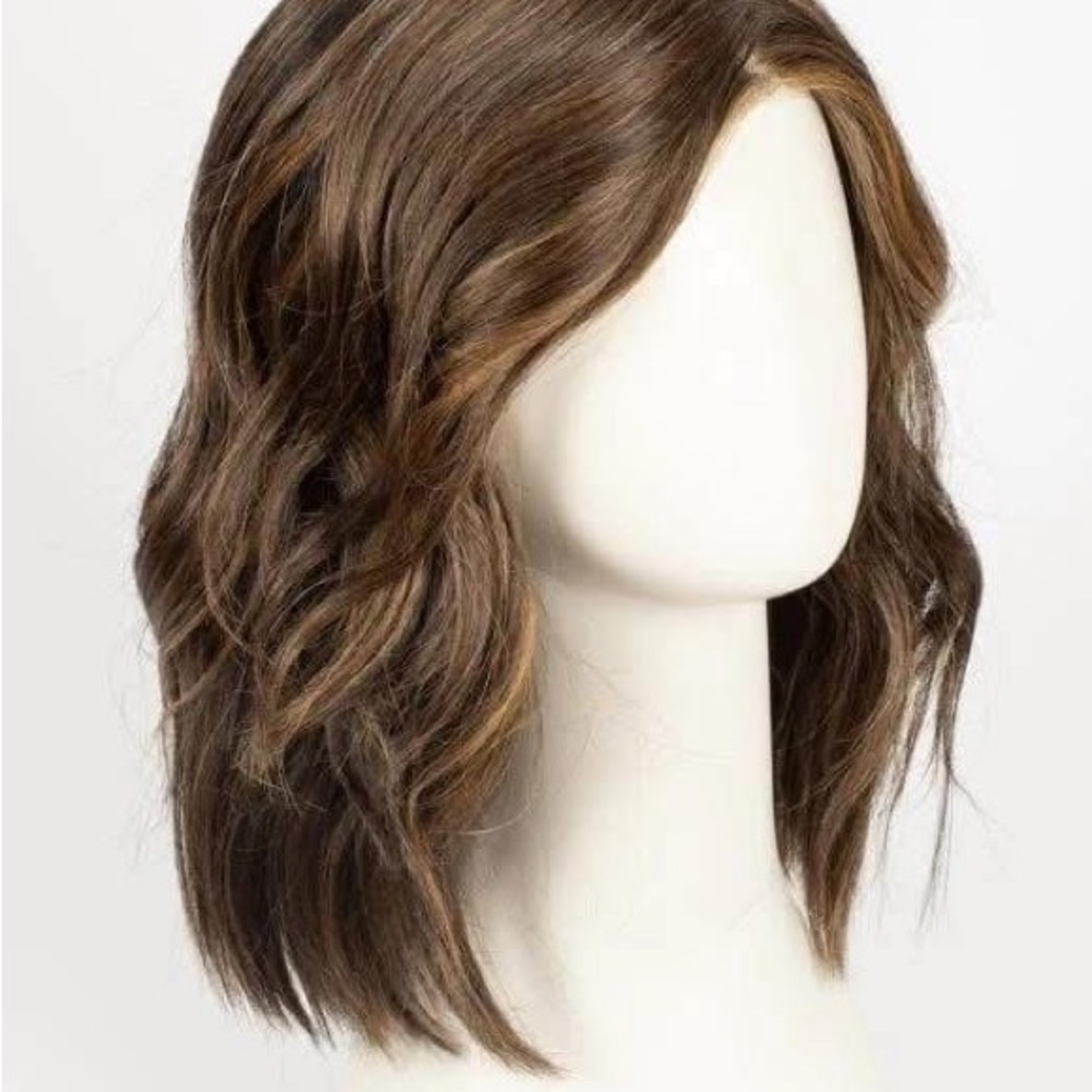 Raquel Welch Big Spender Wig